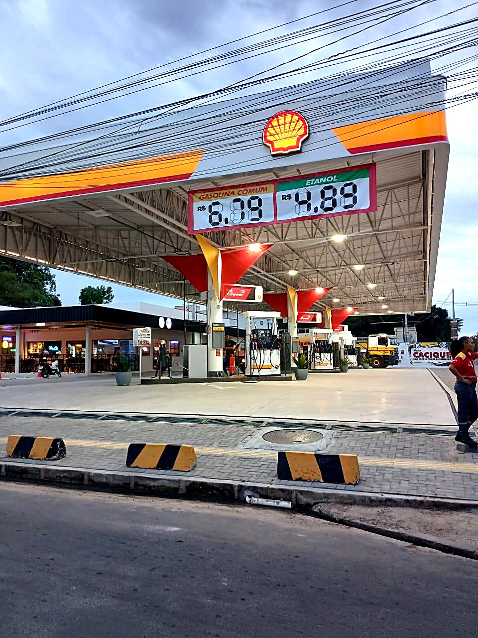 Posto Cacique 49 construído pela Inovare Engenharia
